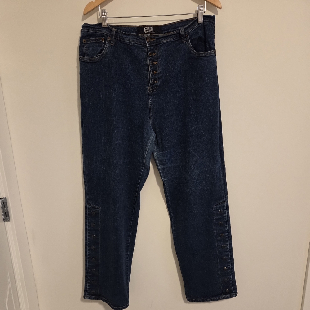 EW East West Fashions Vintage Blue Medium Buttonfly Wide Leg Jeans